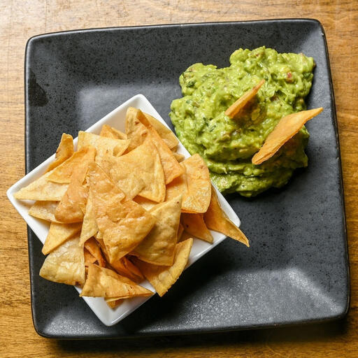 Guacamole & chips